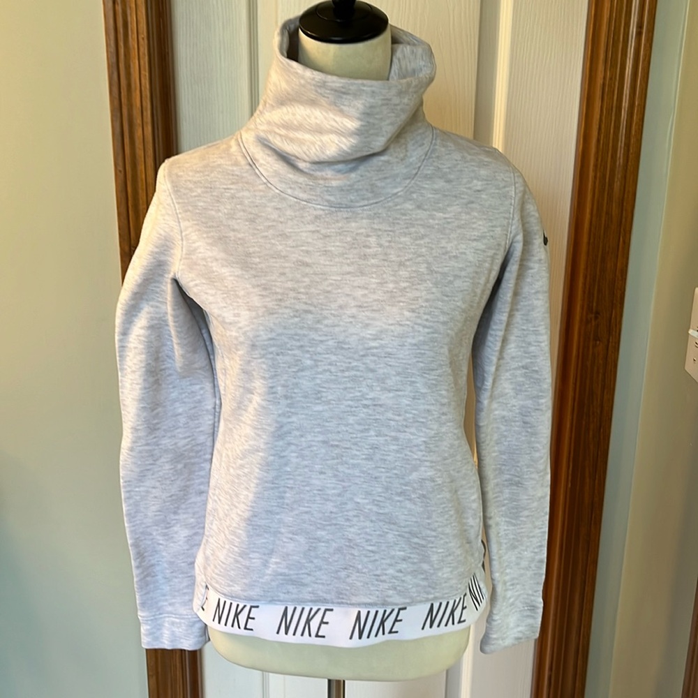 Nike Dri Fit Cowl Sweatshirt Women’s Size XS Gray